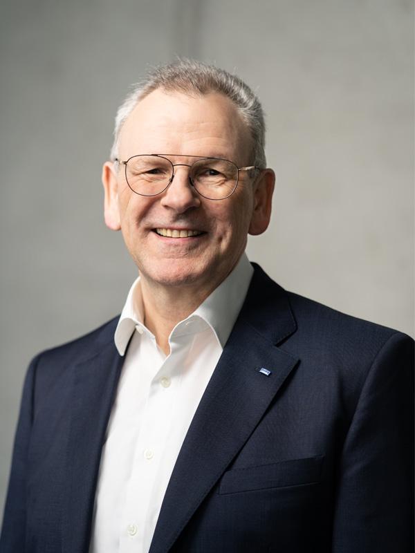 Referent: Dietmar Heinrich