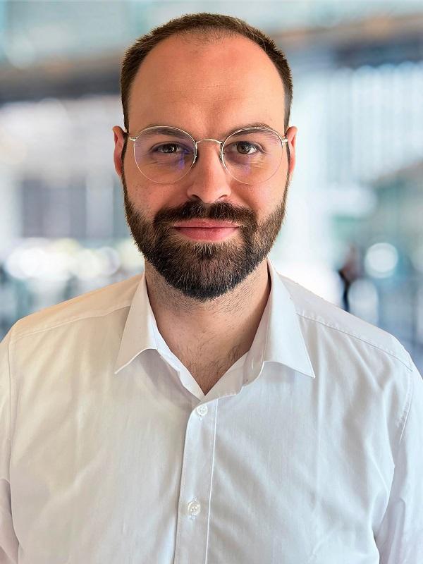 Referent: Eric Neumann