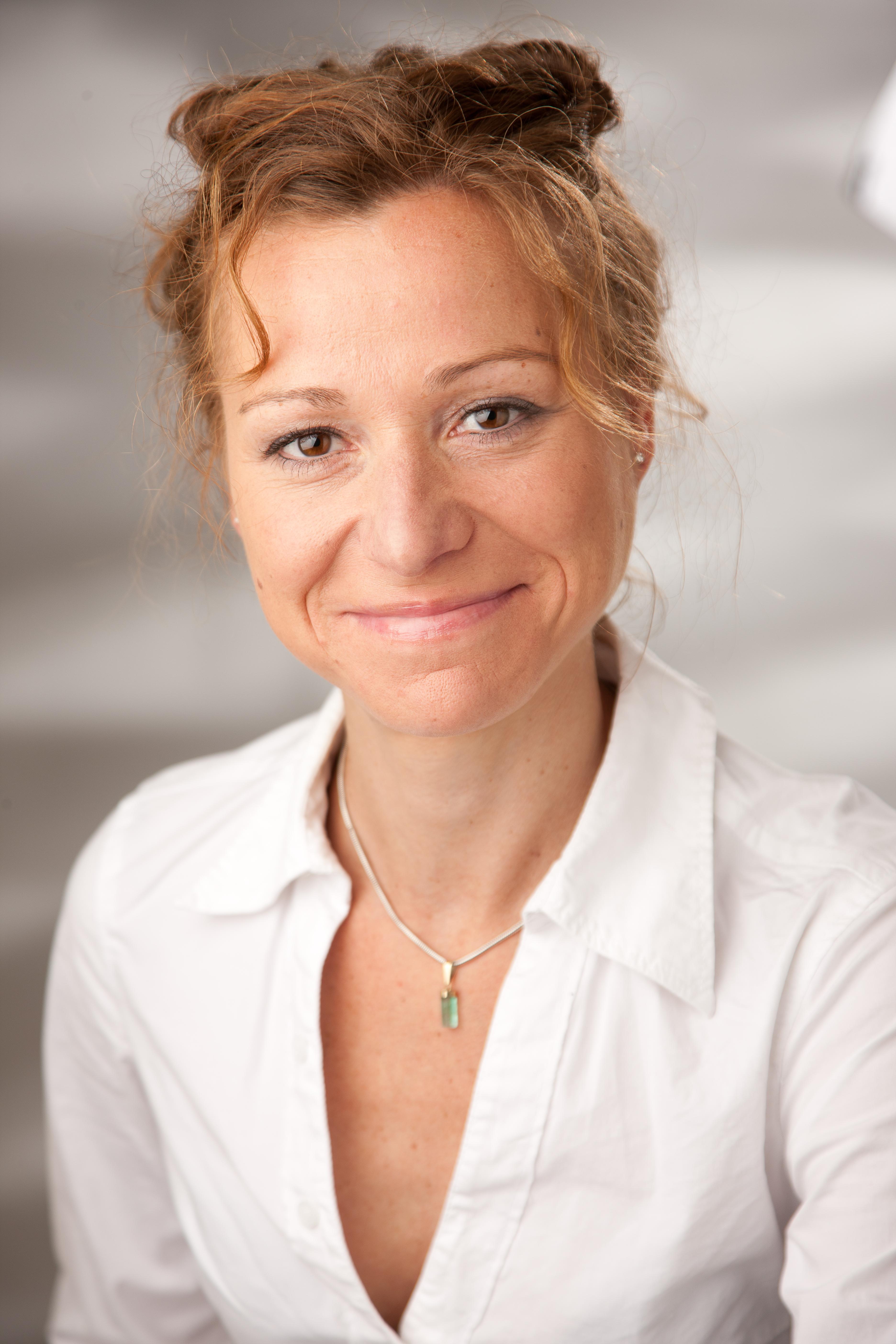 Referent: Prof. Dr. Dr. Julia Krampitz