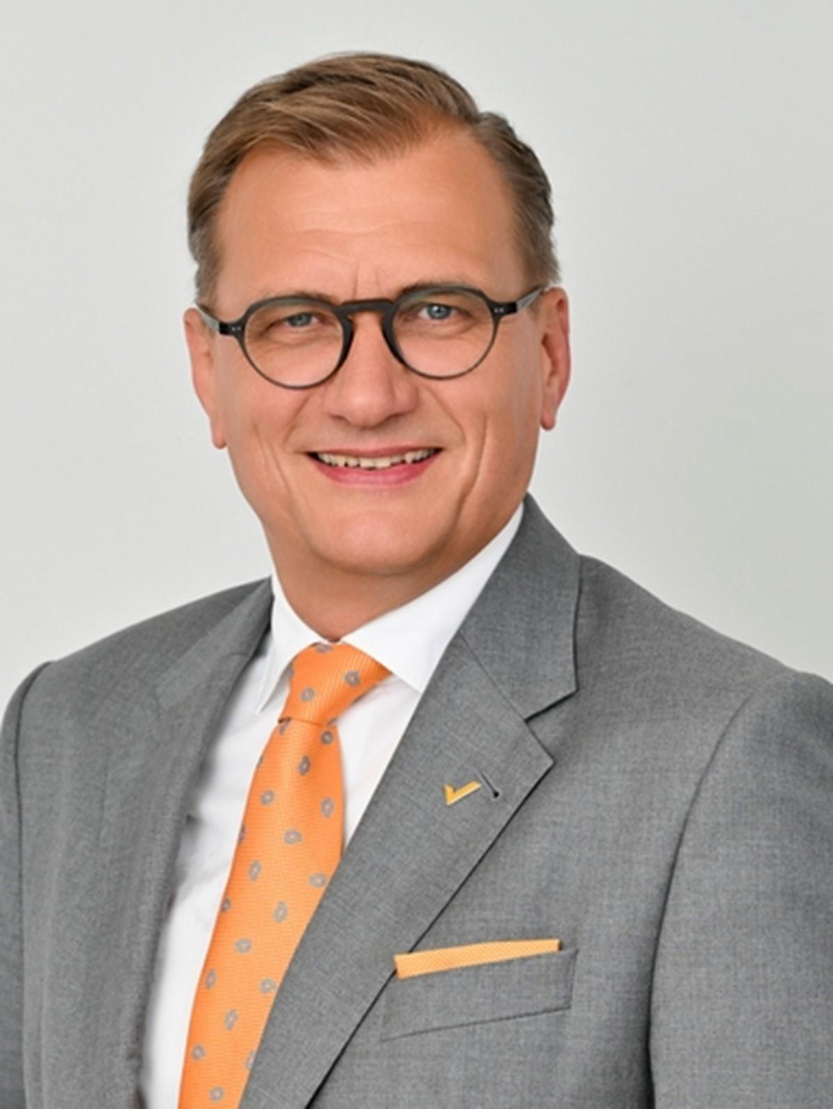 Referent: Torsten Lüth